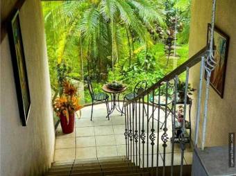  Hermosa propiedad a minutos de San José y Jacó 