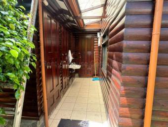 Venta de Hotel en Orosí, Paraíso-Cartago. RAH 26-1863, $ 310,000, 2, Cartago, Paraíso