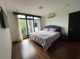 Alquiler de Apartamento Esquinero en Santa Ana, San José. RAH 26-915