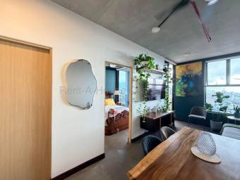 Venta de Moderno Apartamento en URBN Escalante. RAH 26-1783