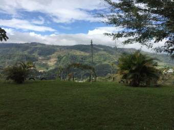 Venta de Finca en Turrialba-Cartago. RAH 26-1245