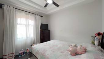 Venta de Casa en Curridabat, San José. RAH 26-945