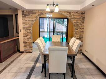 SAN JOSE SANTA ANA RENTO CASA CON PISCINA $1.600