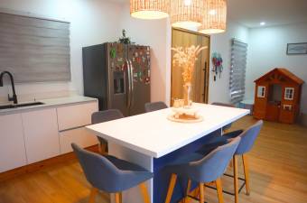 HERMOSA CASA EN CONDOMINIO CARTAGO