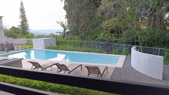 CASA EN VENTA 2 PLANTAS TRES RIOS 