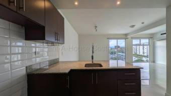 Alquiler de Apartamento en Curridabat-Granadilla.