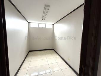 Alquiler de Edificio en Catedral-San José.