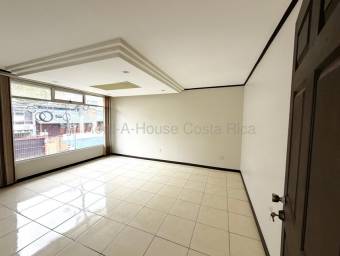 Alquiler de Edificio en Catedral-San José.