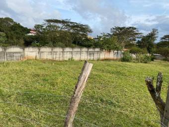 Venta de Lote en San Isidro de Heredia. RAH 25-1201