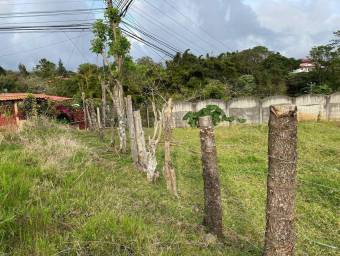 Venta de Lote en San Isidro de Heredia. RAH 25-1201