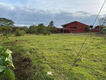 Venta de Lote en San Isidro de Heredia. RAH 25-1201