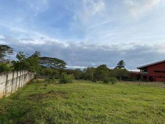 Venta de Lote en San Isidro de Heredia. RAH 25-1201