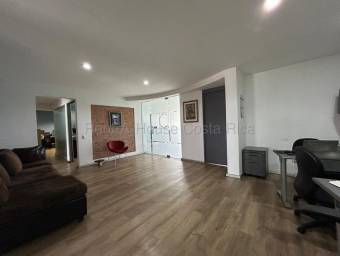 Venta de Edificio Esquinero en Montes de Oca-San Pedro. RAH 26-1870