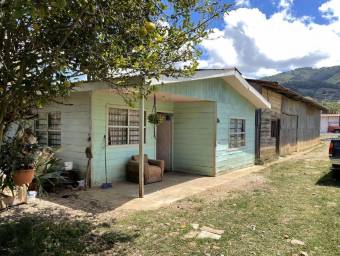 Venta de Lote en El Guarco-Tobosí. RAH 25-1087 USO DE SUELO MIXTO