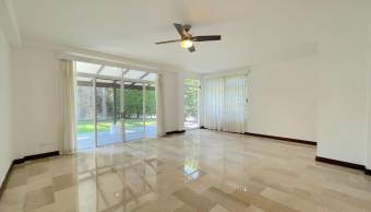 VENTA CASA RESIDENCIAL LINDORA SANTA ANA