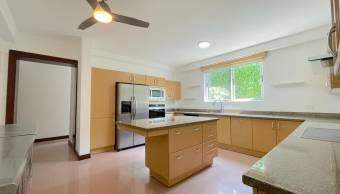 VENTA CASA RESIDENCIAL LINDORA SANTA ANA
