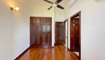 VENTA CASA RESIDENCIAL LINDORA SANTA ANA