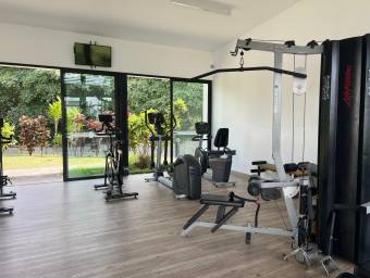 Lote en venta en condominio con amenidades y excelente entorno natural #26-368 GS