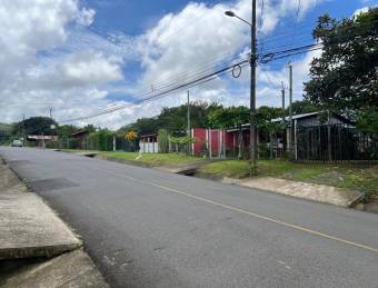 Lote en venta con excelente ubicación y fácil acceso en Turrubares #26-1315 GS