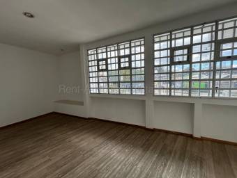 Venta de Edificio Esquinero en Montes de Oca-San Pedro. RAH 26-1870