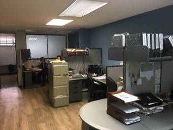 Venta de Edificio Esquinero en Montes de Oca-San Pedro. RAH 26-1870