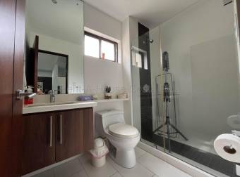 Alquiler de Apartamento Amoblado en Montesol, Pozos de Santa Ana 26-1872