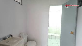 SE ALQUILA EDIFICIO COMERCIAL CON BODEGAS PARA DISTINTOS NEGOCIOS