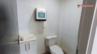 SE ALQUILA EDIFICIO COMERCIAL CON BODEGAS PARA DISTINTOS NEGOCIOS