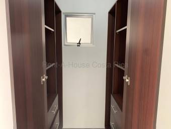 Alquiler casa moderna en condominio con patio y amenidades #26-1849 GS