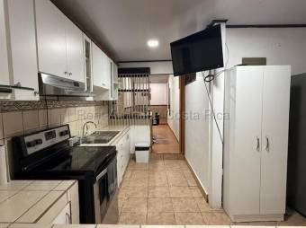 Alquiler casa 1 nivel con oficina y patio ideal familiar #26-1861 GS