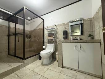 Alquiler casa 1 nivel con oficina y patio ideal familiar #26-1861 GS