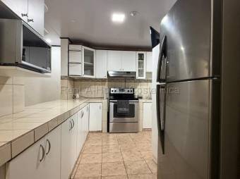 Alquiler casa 1 nivel con oficina y patio ideal familiar #26-1861 GS