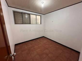 Alquiler apartamento amplio con jardín y uso flexible #26-1871 GS