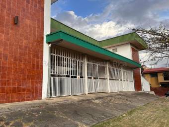 Alquiler apartamento amplio con jardín y uso flexible #26-1871 GS