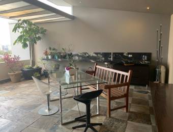 Venta Loft 1h/1.5b/2p  2 en Escazú MLS#26-560