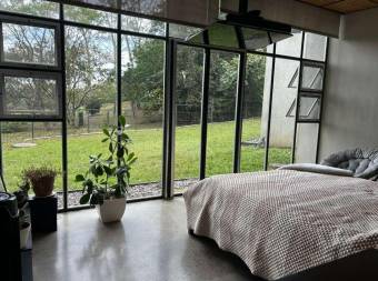 Casa en venta moderna con terraza y vistas a la montaña en Ciudad Colón #26-1329 GS