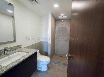 Venta Apartamento de 1h/1b  1ofc. en condominio MLS#26-1804