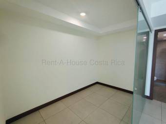 Venta Apartamento de 1h/1b  1ofc. en condominio MLS#26-1804