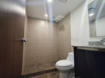 Venta Apartamento de 2h/2b en condominio MLS#26-1806