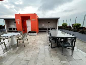 Apartamento en venta con vista, línea blanca y amenidades modernas en Heredia #26-854 GS