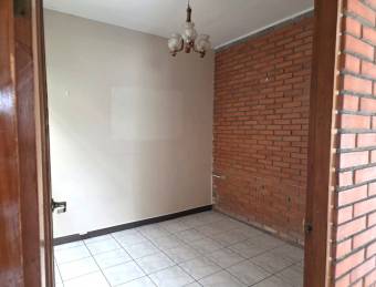 HEREDIA CENTRO VENDO CASA  ₡150.000.000