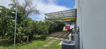 Venta de Edificio en el Tejar, Cartago. RAH 25-213