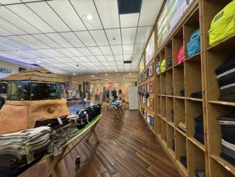 Se Vende Local Comercial en Paseo de Las Flores, $ 511,813, 0.5, Heredia, Heredia