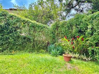 Venta de Casa en Santa Ana-Piedades. RAH 26-773