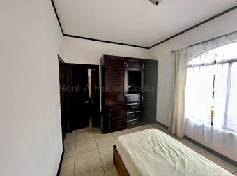 Venta De Dos Casas Con Un Terreno De 709M2 En Villa Palmar Alajuela 26-1800