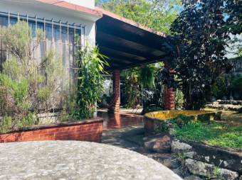 MLS-26-1818 LS VENTA LOTE CON UNA CONSTRUCCION BARVA HEREDIA