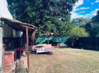 MLS-26-1818 LS VENTA LOTE CON UNA CONSTRUCCION BARVA HEREDIA