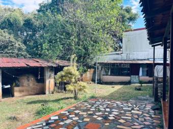 MLS-26-1818 LS VENTA LOTE CON UNA CONSTRUCCION BARVA HEREDIA