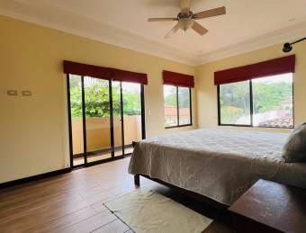 VENTA CASA CONDOMINIO CERCA PLAYA BEJUCO PARRITA