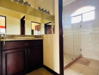 VENTA CASA CONDOMINIO CERCA PLAYA BEJUCO PARRITA